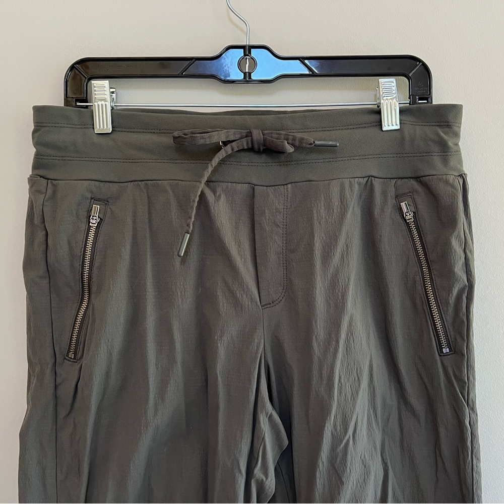 Athleta Trekkie Mid Rise Legacy Jogger Pants in Arbor Olive Green, 10 - Picture 5 of 12